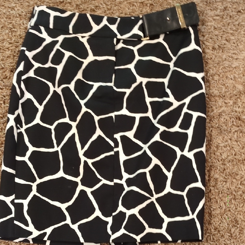 Michael Kors Black and White Giraffe Print Mini Skirt